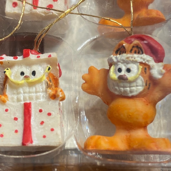 Paws 18 miniature Garfield figures. Vintage. Never opened in box. - Picture 2 of 7